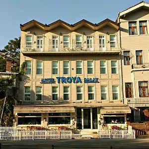 Troya Balat 3*, Istambul Turquie