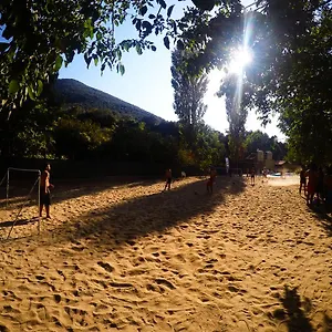  Tatil parkı Varil-barrel Camping